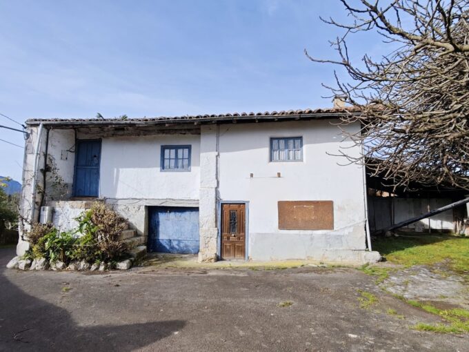 EXCELENTE PACK DE CASA Y PARCELA EDIFICABLE EN CELORIU . OPORTUNIDAD!!