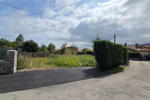 FINCA PARA UNA VIVIENDA CON BUENAS VISTAS