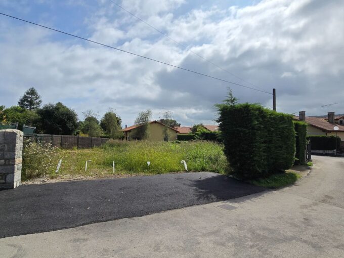FINCA PARA UNA VIVIENDA CON BUENAS VISTAS