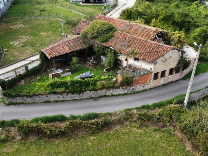 CASONA CON PARCELA PARA REHABILITAR