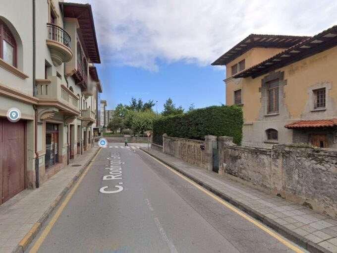 LOCAL CENTRO LLANES