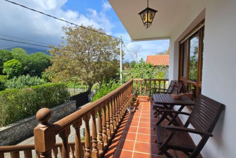 CASA EN CELORIO