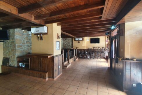 LOCAL DUPLEX EN LLANES