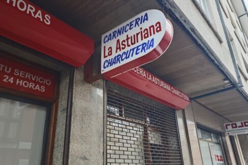 GRAN LOCAL EN LLANES