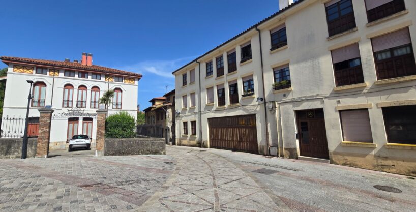 PISO REFORMADO EN EL CENTRO DE LLANES