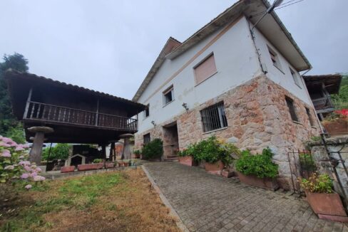 CASA EN RIOCALIENTE.