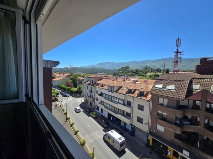 GRAN PISO EN PLENO PARQUE DE LLANES