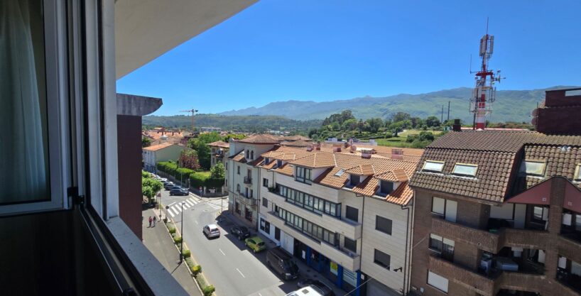 GRAN PISO EN PLENO PARQUE DE LLANES