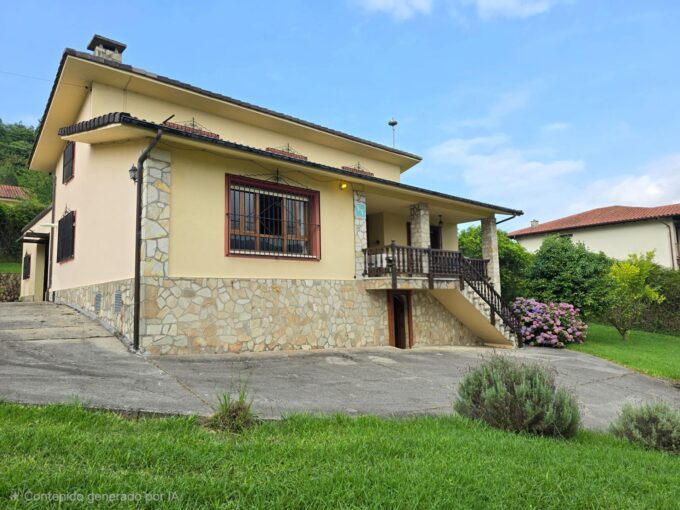 Chalet independiente con gran jardín y espectaculares vistas