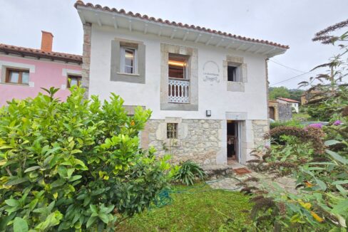 Casa reformada con posibilidad de ampliación