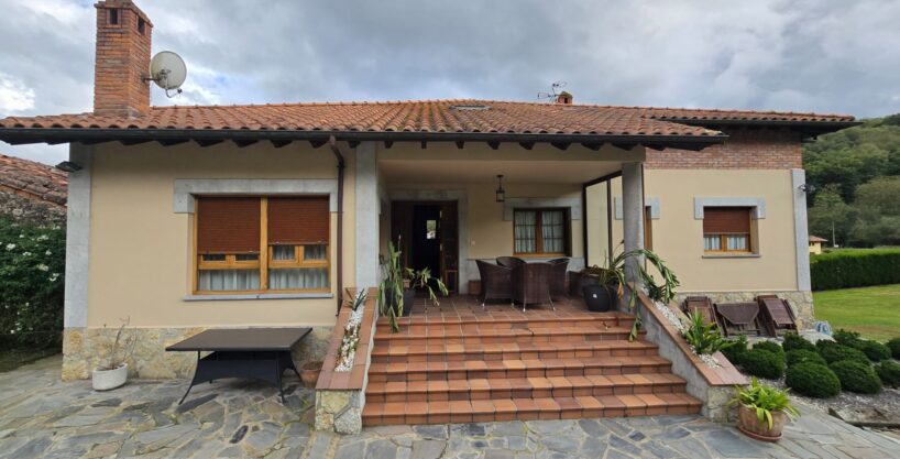 PRECIOSO CHALET LISTO PARA DISFRUTAR
