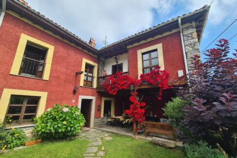 Preciosa casa asturiana de piedra