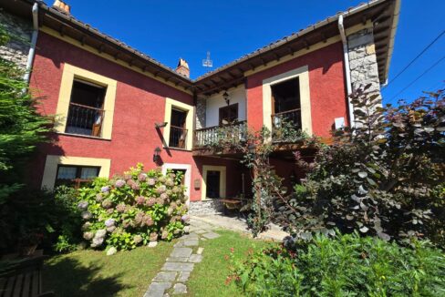 Preciosa casa asturiana de piedra