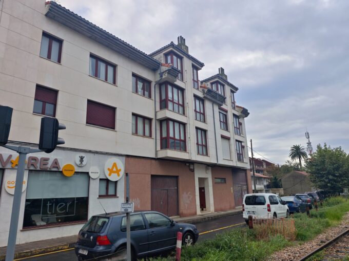 OPORTUNIDAD EN LLANES. PISO DE 2H. CON ASCENSOR